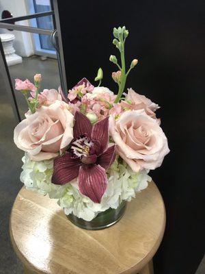 Beautiful flower arrangement from eclectic design