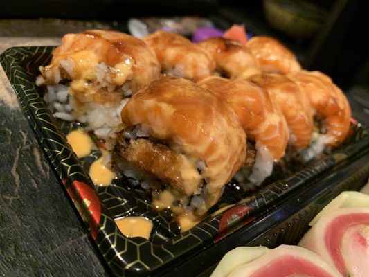 Golden dragon roll