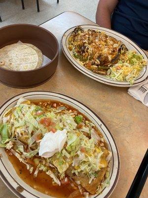 Arroz Con Pollo & Supreme burrito