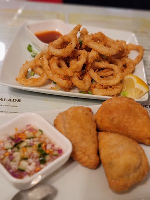 Curry  puffs my absolute  favorite  and fried calamari  so good