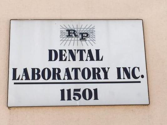 R P Dental Labortories