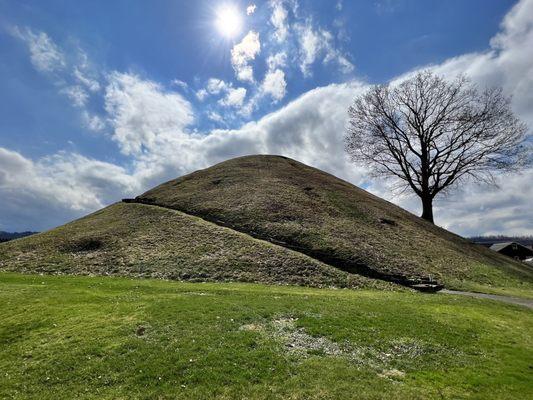 Grave Creek Mound