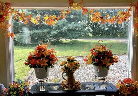 Fall flower window decor