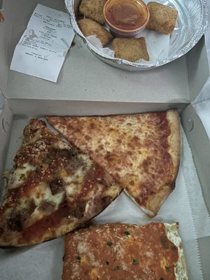 Receipt with missing White Roni Honey Pizza slice