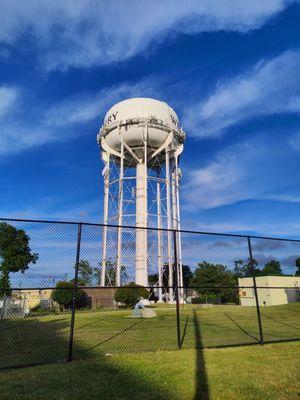 This is near the water Tower of Westbury in the field