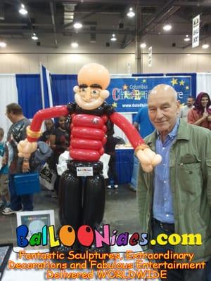 Sir Patrick Stewart with his BaLLOONiacs Captain Picard at the 2012 Ohio Comic Con.