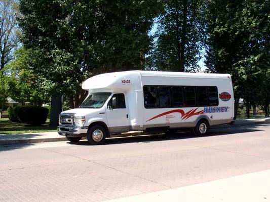 Huskey Shuttle Bus