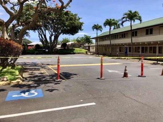 Back parking lot closed off on Sunday. Bad idea as some were forced to park on the streets - VN