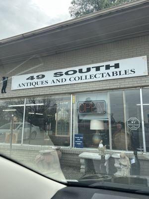 49 South Antiques and Collectibles 