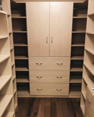 Custom Walk-In Closet