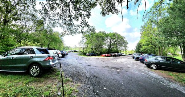 The parking lot. Drive to the right to circle the parking lot. Seems to be one-way.