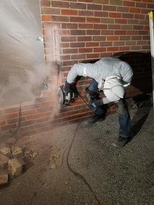 Brick cutting for commercial new commercial door