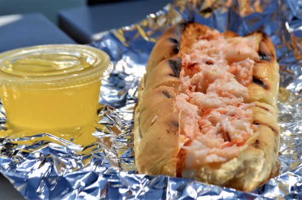 Lobster roll - 25.50 extra butter on the side