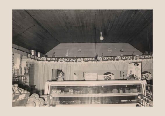 Before it was Duffy's: Cooper's Little Country Store. The interior.