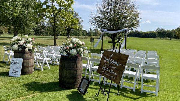 Wedding on the 9th hole