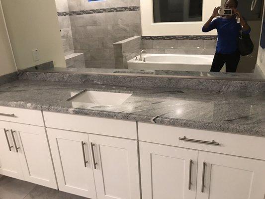 Master sink area