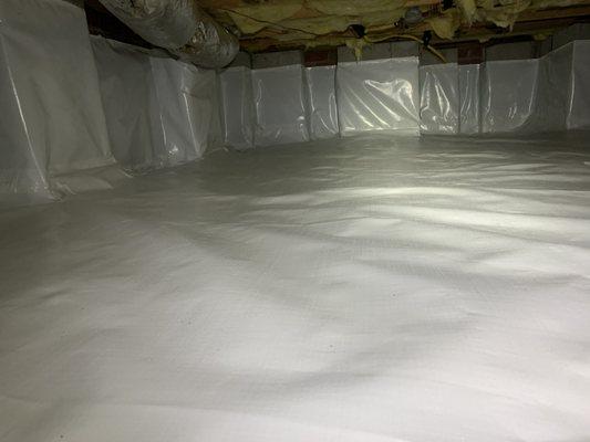 Crawls Space Pro will keep your crawl space clean and dry with professional encapsulations.