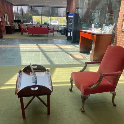 The lobby of the First American Bank Vernon Hills branch