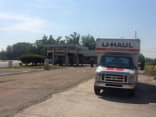 U-Haul Neighborhood Dealer