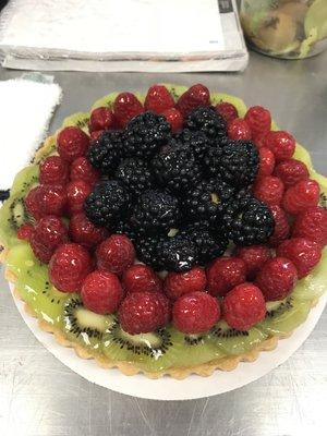 Fruit Tart with Vanilla Pastry Cream