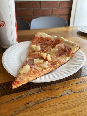 Ham and Pineapple (Hawaiian) slice