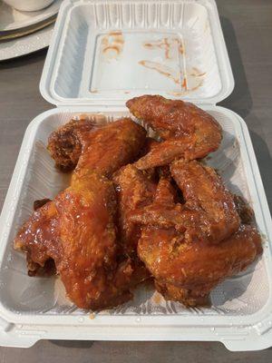 Chicken Wings w/Mumbo Sauce