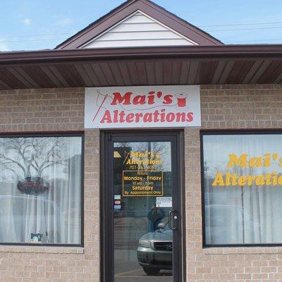 The store front of Mai's Alterations.