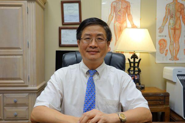 Dr. Pan, Acupuncture Physician in Florida, has practiced Traditional Chinese Medicine for more than 30 years. He was MD in China too.