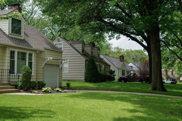 Modest home in mid Kansas City metro