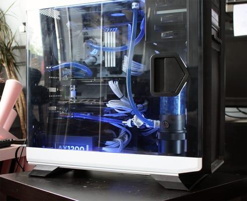 Bestia Gaming Computer with Water Cooling