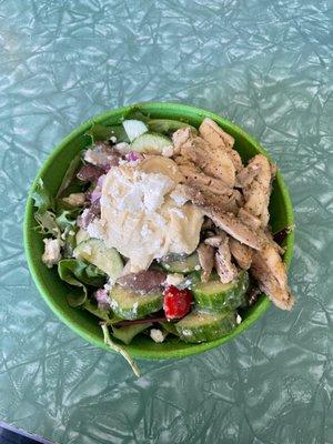 greek salad w/ chicken