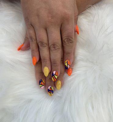 Geometric color-blocking dip manicure