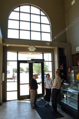 Solera Salon Centennial lobby and cafe