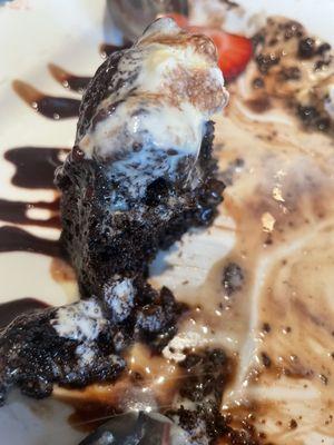 Molten lava cake