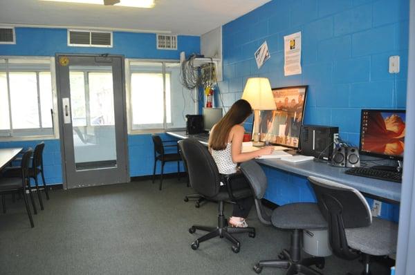 One of our lobbies dedicated to studying purposes, where students can come and study without worry of loud distractions.