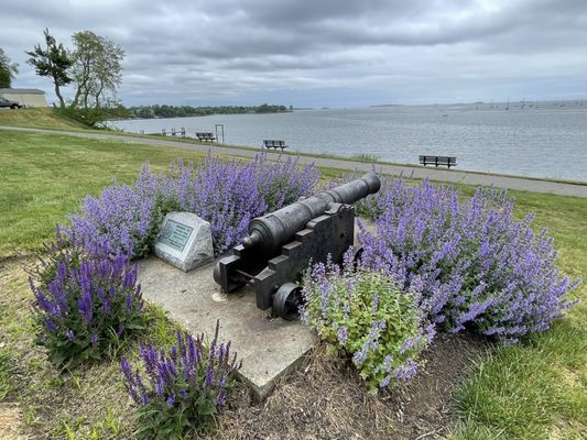 18th century cannon placed here in 1975