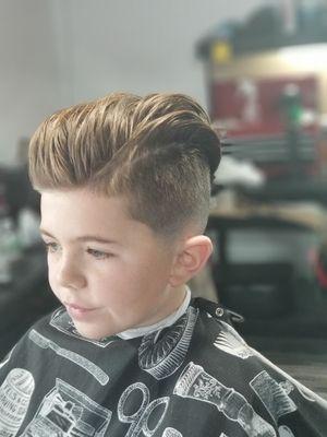 Nice cut and style by Lou.