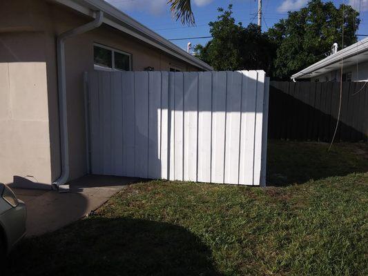 Build a new fence and painted