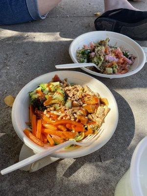 Spicy stir fry zoodles with chicken and veggies