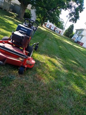 Weekly Lawn Mowing service