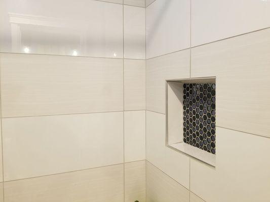 Niche out of tile