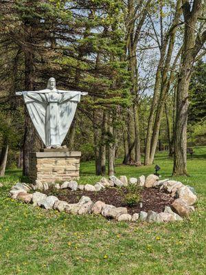 A place to pause while walking the 20 acres behind the retreat house