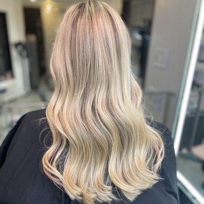 *.* (Pretty Hair) - bright, natural blonde highlight