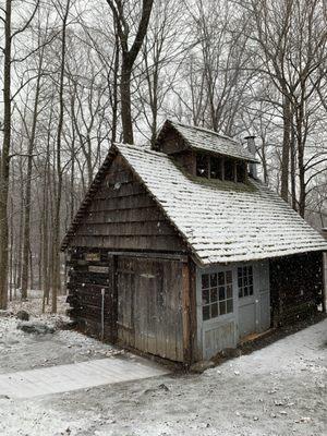 maple sugaring house from outside