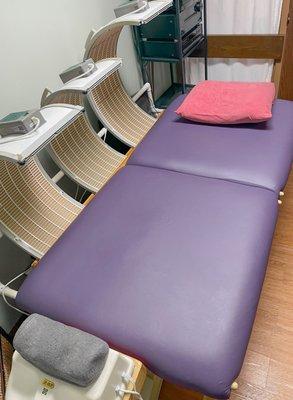 Sole'T Sounding Healing table for stress relief and relaxation.