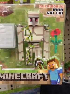 New-Iron Golem.  See his Poppy?