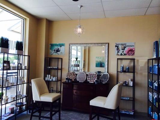 Indulge Vanity Salon