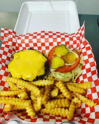 1/2 Lb steak Burger made with ground chuck and ground sirloin.