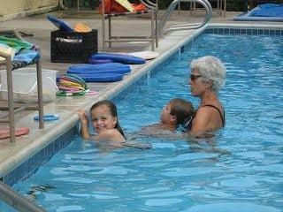 Swim Lessons at LSF Swim