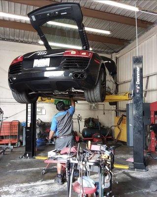 Audi R8 Repair